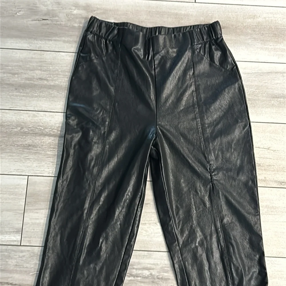 Lulus Black Faux Leather Pants size large